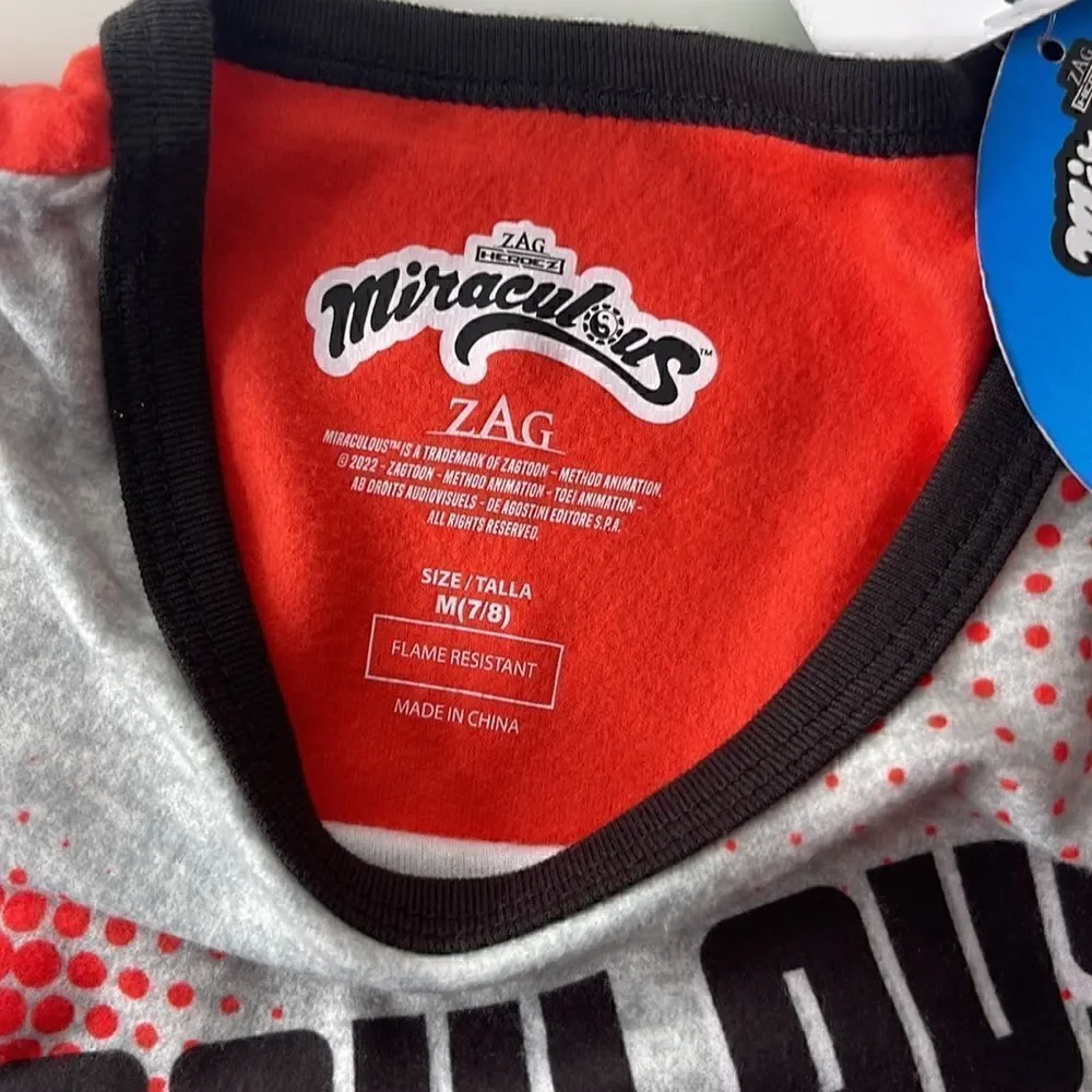 NWT Zag heroe z Miraculous pajama shirt.  Size M.  Size (7-8).